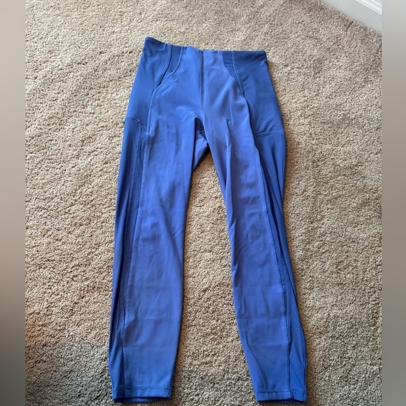 Lululemon- Perwinkle Blue Mesh Evelux Highwaisted activewear Workout Leggings - Picture 7 of 7